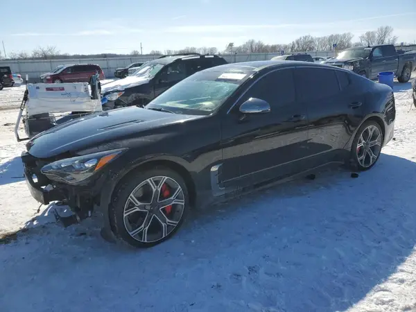 KNAE55LC4J6016773 2018 KIA STINGER - Image 1