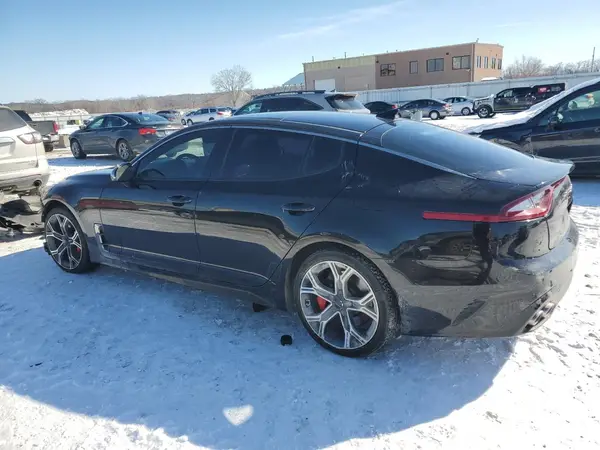 KNAE55LC4J6016773 2018 KIA STINGER - Image 2