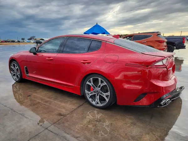 KNAE55LC4J6017714 2018 KIA STINGER - Image 2