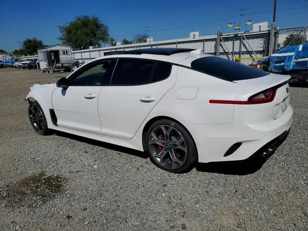 KNAE55LC4J6017938 2018 KIA STINGER - Image 2