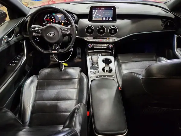 KNAE55LC4J6018829 2018 KIA STINGER - Image 8