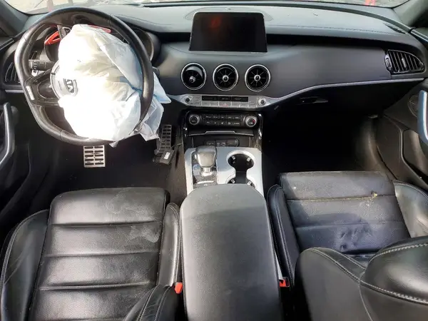 KNAE55LC4J6019351 2018 KIA STINGER - Image 8