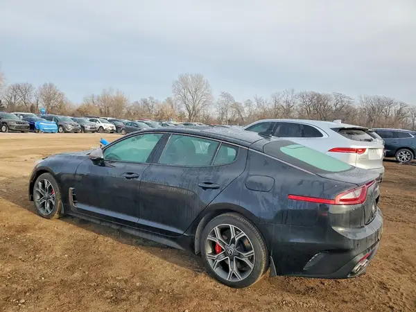 KNAE55LC4J6023996 2018 KIA STINGER - Image 2