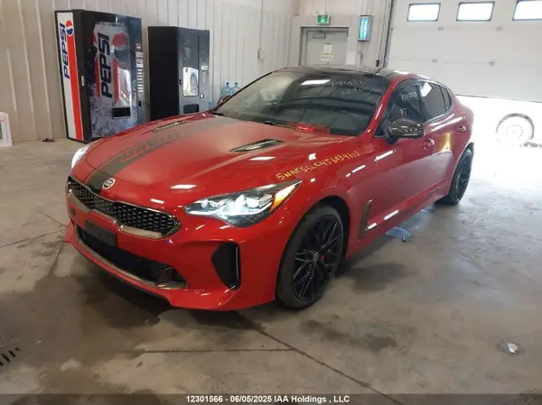 KNAE55LC4J6034710 2018 KIA STINGER - Image 2