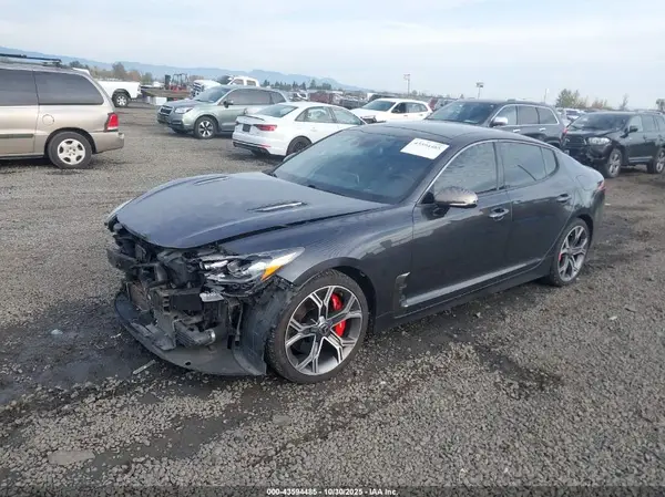 KNAE55LC4K6042873 2019 KIA STINGER - Image 2