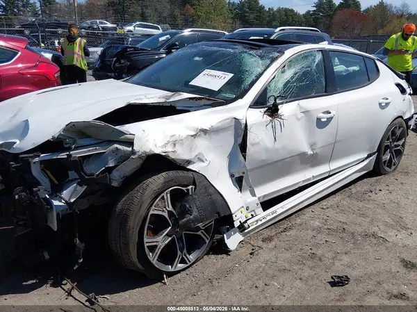 KNAE55LC4K6043618 2019 KIA STINGER - Image 2