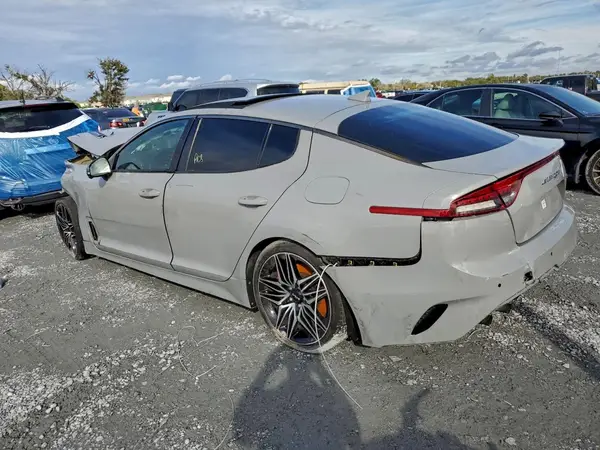 KNAE55LC4N6104972 2022 KIA STINGER - Image 2