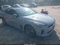 KNAE55LC5J6019293 2018 KIA STINGER