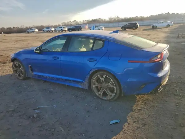 KNAE55LC5J6020704 2018 KIA STINGER - Image 2