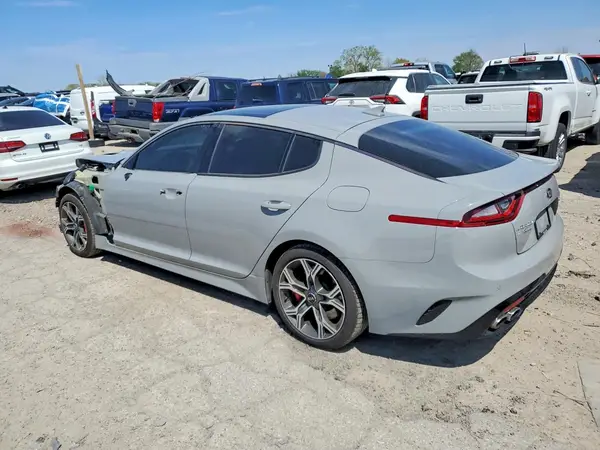 KNAE55LC5J6024011 2018 KIA STINGER - Image 2
