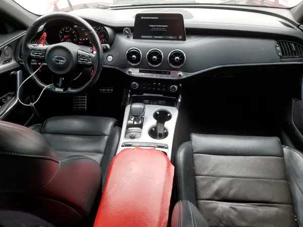 KNAE55LC5J6030388 2018 KIA STINGER - Image 8