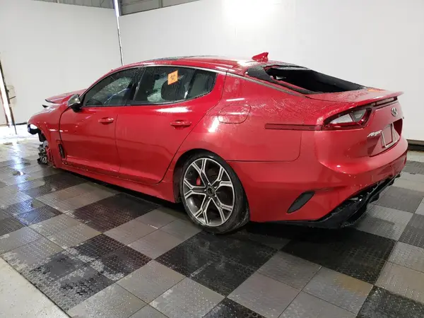 KNAE55LC5J6040015 2018 KIA STINGER - Image 2