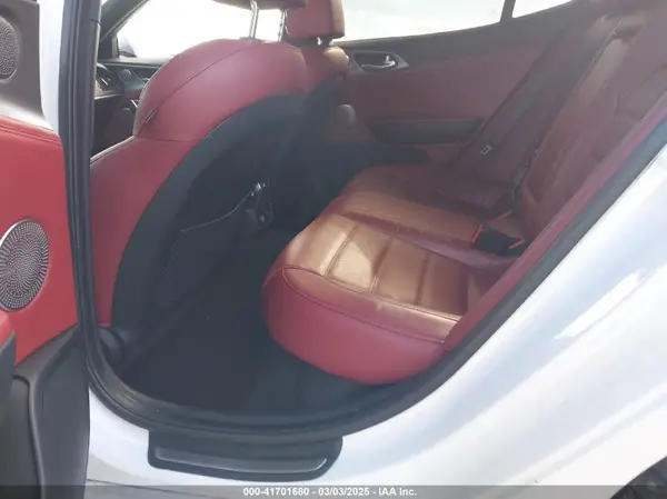 KNAE55LC5K6059519 2019 KIA STINGER - Image 8