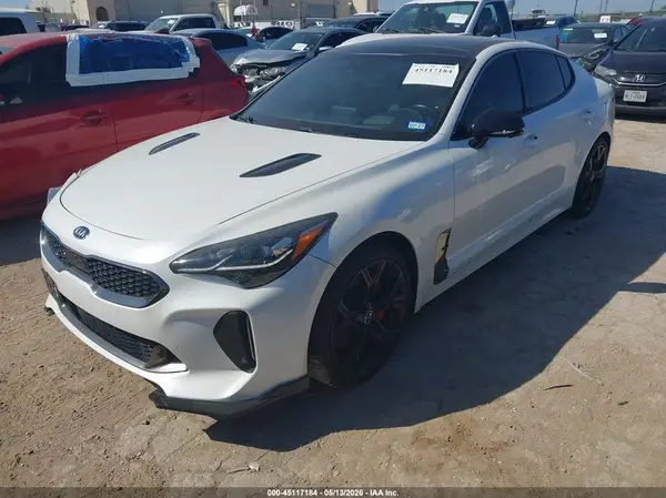 KNAE55LC5L6075415 2020 KIA STINGER - Image 2