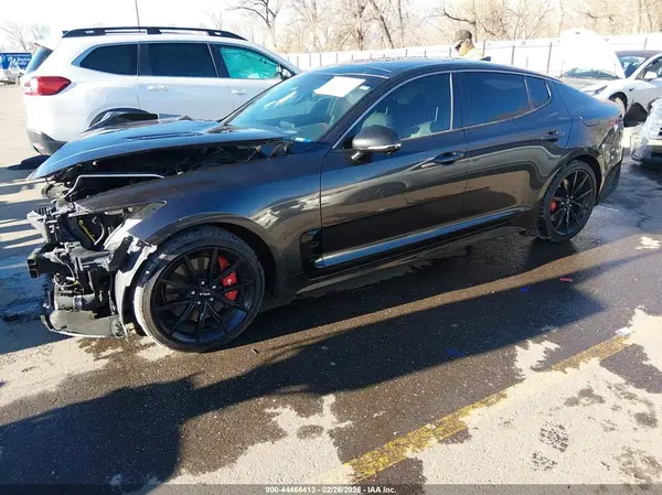 KNAE55LC5P6125090 2023 KIA STINGER - Image 2