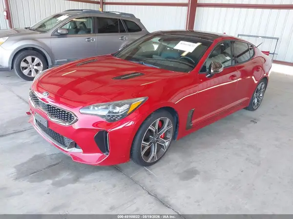 KNAE55LC6J6010909 2018 KIA STINGER - Image 2