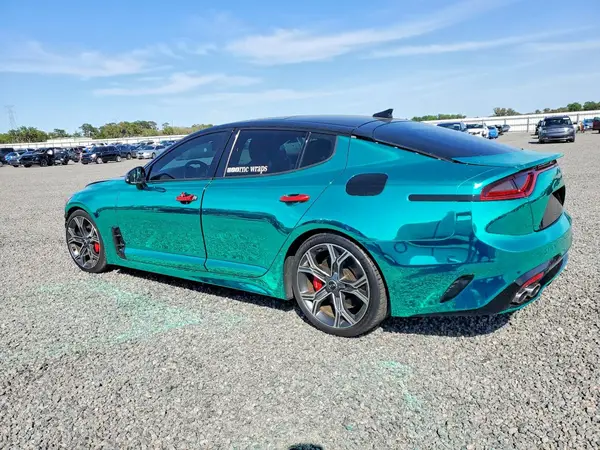 KNAE55LC6J6022798 2018 KIA STINGER - Image 2