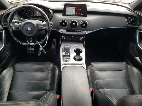 KNAE55LC6J6036040 2018 KIA STINGER - Image 8