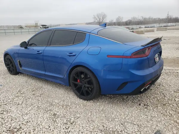 KNAE55LC6J6038788 2018 KIA STINGER - Image 2