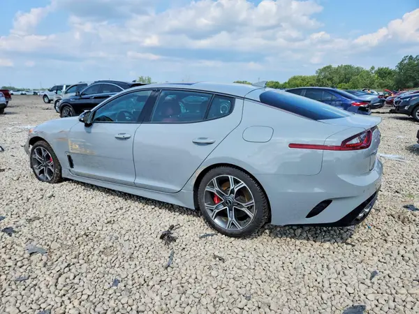 KNAE55LC6J6039150 2018 KIA STINGER - Image 2