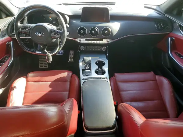 KNAE55LC6J6040217 2018 KIA STINGER - Image 8