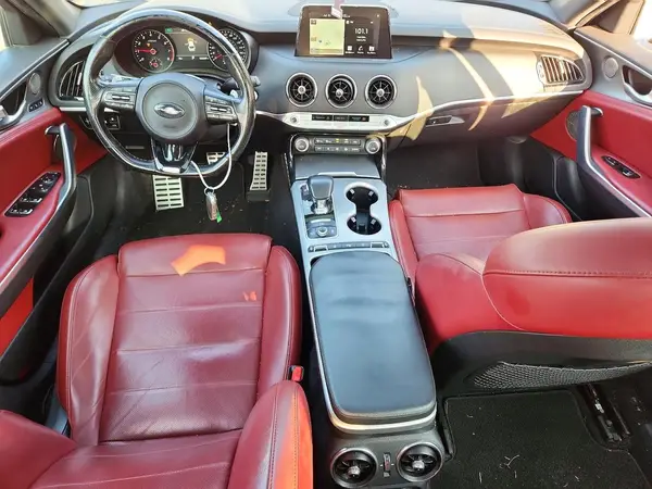 KNAE55LC6J6040296 2018 KIA STINGER - Image 8