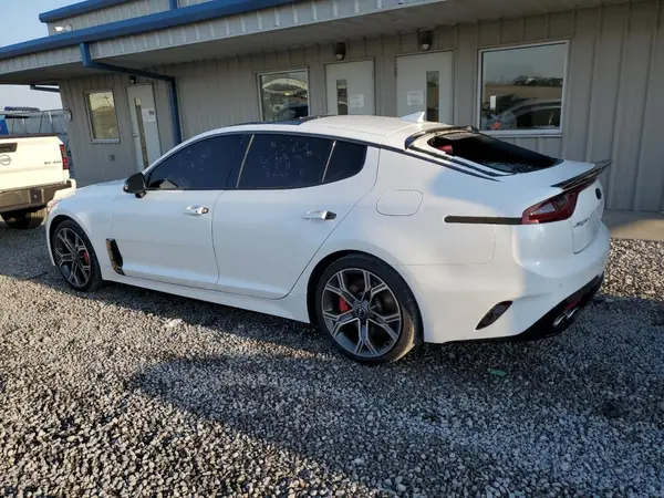KNAE55LC6L6071339 2020 KIA STINGER - Image 2