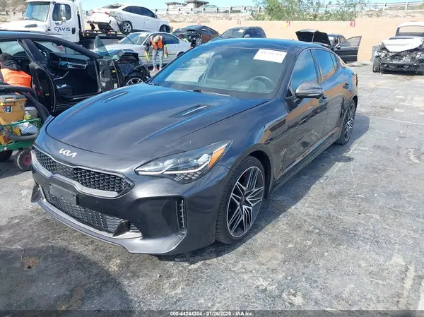 KNAE55LC6P6124823 2023 KIA STINGER - Image 2