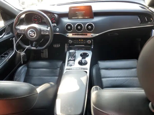 KNAE55LC7J6013026 2018 KIA STINGER - Image 8