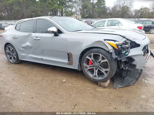 KNAE55LC7J6017223 2018 KIA STINGER - Image 1