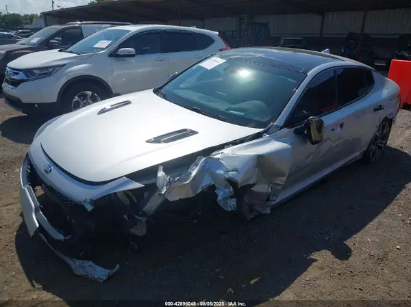 KNAE55LC7J6023636 2018 KIA STINGER - Image 2