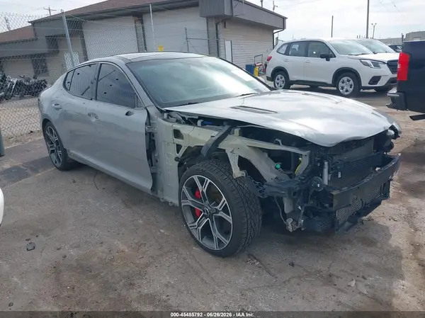 KNAE55LC7J6024379 2018 KIA STINGER - Image 1