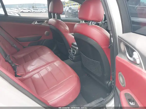 KNAE55LC7J6024379 2018 KIA STINGER - Image 8