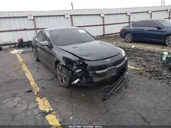 KNAE55LC7J6040419 2018 KIA STINGER