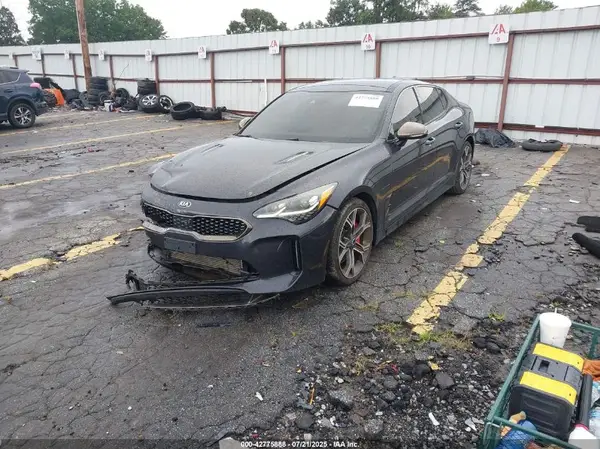 KNAE55LC7J6040419 2018 KIA STINGER - Image 2