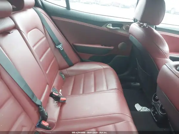 KNAE55LC7K6053446 2019 KIA STINGER - Image 8