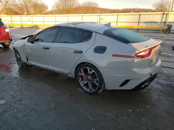 KNAE55LC7K6059893 2019 KIA STINGER - Image 2