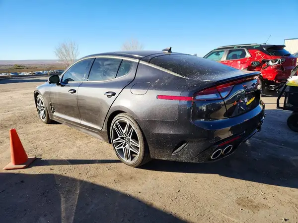 KNAE55LC7N6104996 2022 KIA STINGER - Image 2