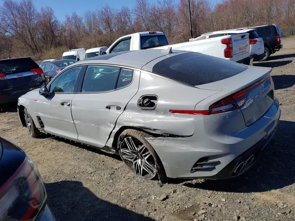 KNAE55LC7P6122756 2023 KIA STINGER - Image 2