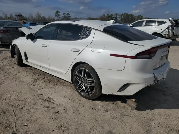 KNAE55LC7P6126371 2023 KIA STINGER - Image 2
