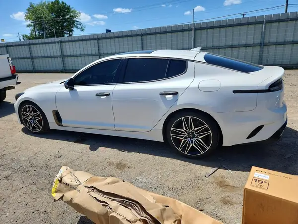 KNAE55LC7P6134339 2023 KIA STINGER - Image 2
