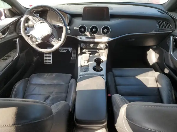 KNAE55LC8J6012645 2018 KIA STINGER - Image 8