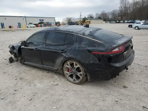 KNAE55LC8J6016646 2018 KIA STINGER - Image 2