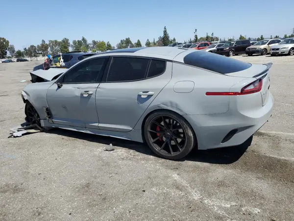 KNAE55LC8J6016789 2018 KIA STINGER - Image 2