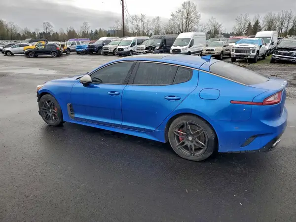 KNAE55LC8J6016954 2018 KIA STINGER - Image 2
