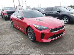 KNAE55LC8J6019076 2018 KIA STINGER
