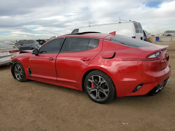 KNAE55LC8J6019112 2018 KIA STINGER - Image 2