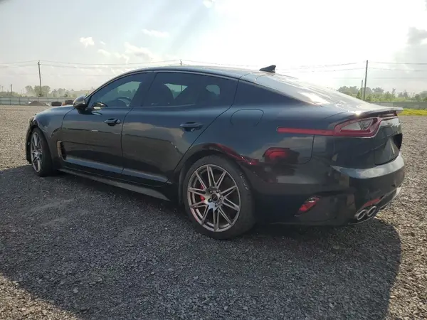 KNAE55LC8J6036881 2018 KIA STINGER - Image 2