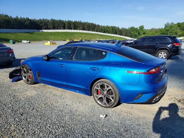 KNAE55LC8K6054525 2019 KIA STINGER - Image 2