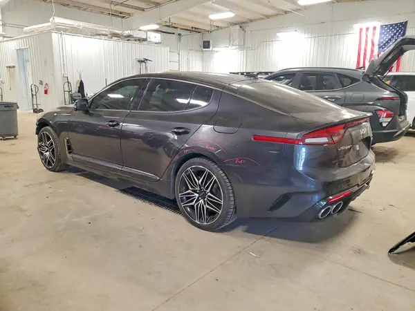 KNAE55LC8N6106773 2022 KIA STINGER - Image 2